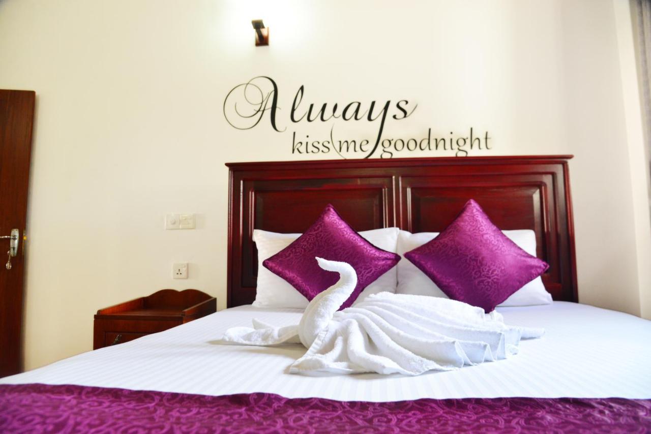 Cinnamon Holiday Inn Хіккадува Екстер'єр фото